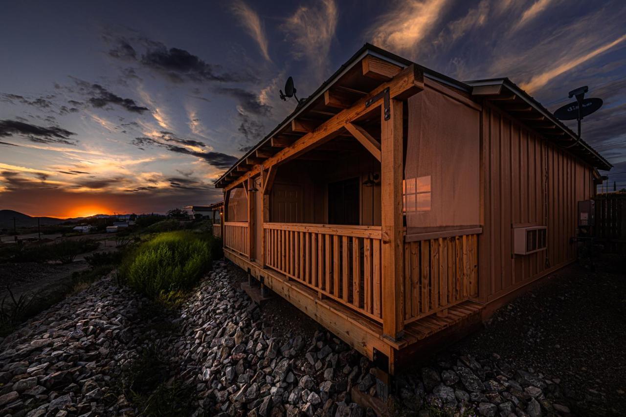-Pet Friendly- Miners Cabin #5 -Two Double Beds - Private Balcony Tombstone Eksteriør bilde