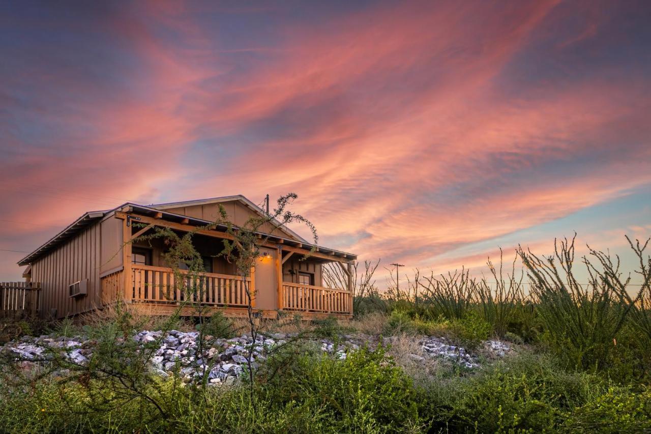 -Pet Friendly- Miners Cabin #5 -Two Double Beds - Private Balcony Tombstone Eksteriør bilde